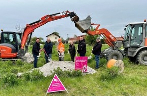 Deutsche Telekom AG: Telekom startet Glasfaser-Ausbau in Aholfing