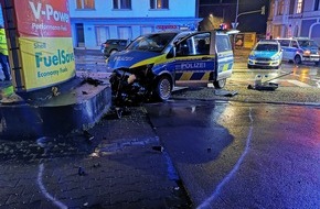 Polizei Aachen: POL-AC: Fünf verletzte Polizeibeamte nach Verkehrsunfall