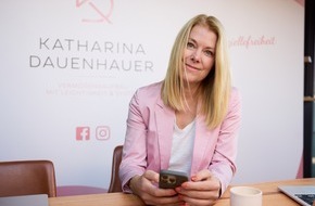 Katharina Dauenhauer: &bdquo;Jetzt oder nie!&ldquo;: Katharina Dauenhauer ver&ouml;ffentlicht Finanzratgeber f&uuml;r Frauen ab 45