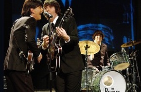 Estrel Berlin: Rückkehr der berühmtesten Band aller Zeiten / Beatles Musical "all you need is love" lässt die legendären Fab Four wiederaufstehen - Klassik-Highlight mit "The Beatles go Philharmonic"