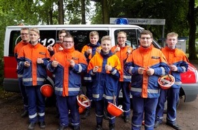 Feuerwehr Lennestadt: FW-OE: 9 Jugendfeuerwehrmitglieder bestehen Leistungsspange in Bielefeld