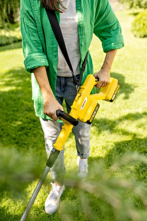 Pressemitteilung: Akku-Rasentrimmer LTR 3-18 Dual von Kärcher