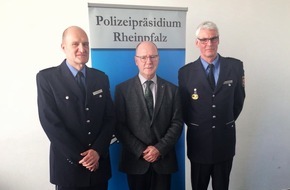 Polizeipräsidium Rheinpfalz: POL-PPRP: Polizeiwache Annweiler unter neuer Leitung