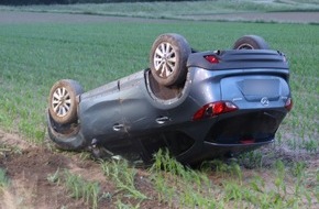 Kreispolizeibehörde Herford: POL-HF: Fahren unter Alkoholeinfluss - Auto überschlägt sich