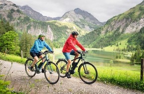 Bosch eBike Systems: Radreisen immer beliebter: Mit dem Leih-Pedelec auf die Schwäbische Alb und durch Südtirol / Bosch eBike Systems fördert zukunftsweisende Tourismus-Projekte