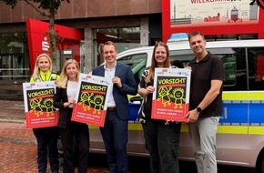 Polizei Dortmund: POL-DO: Ein Baustein f&uuml;r die "Vision Zero": Plakataktion f&uuml;r mehr Sicherheit auf dem Schulweg beginnt am heutigen Montag