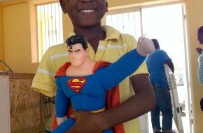 nph Kinderhilfe Lateinamerika e.V.: Kleiner Junge mit großem Mut / Achtjähriger verliert Arm bei Rettungsversuch seines Cousins