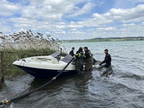 FW Reichenau: Starker Wellenschlag lässt Sportboot mit Wasser volllaufen, Reichenau-Oberzell, 18.05.2023