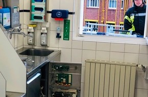 Feuerwehr Gelsenkirchen: FW-GE: Entstehungsbrand in einem Krankenhaus