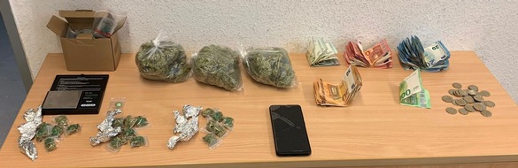 Polizei Hagen: POL-HA: Ziviler Einsatztrupp der Hagener Polizei nimmt Drogendealer fest - Haftbefehl beantragt