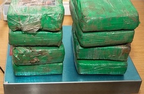 Zollfahndungsamt Hannover: ZOLL-H: Beschlagnahme von 153 Kilogramm Kokain in Frachtschiff in Wilhelmshaven