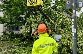 Feuerwehr Ratingen: FW Ratingen: Unwetter sorgt f&uuml;r erh&ouml;htes Einsatzaufkommen