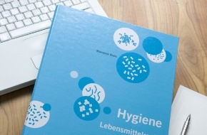 ALINNOVA GmbH: Neues Hygiene-Lehrbuch mit Online-Lernkontrolle