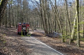 Feuerwehr Kleve: FW-KLE: Waldbrand am Sternberg schnell unter Kontrolle