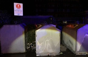 Kreispolizeibehörde Rhein-Kreis Neuss: POL-NE: Viel zu tun für Feuerwehr und Polizei - Brände und Einbrüche in Büderich und Osterath