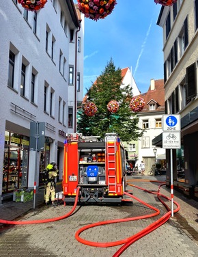 FW Konstanz: Wohnungsbrand in Konstanzer Altstadt