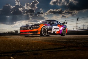 Der Ford Mustang GT4: Neuer Kundensport-Rennwagen ist bereit für den weltweiten Wettbewerbseinsatz