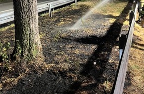 Freiwillige Feuerwehr Hünxe: FW Hünxe: Grünstreifen auf der A3 in Brand geraten