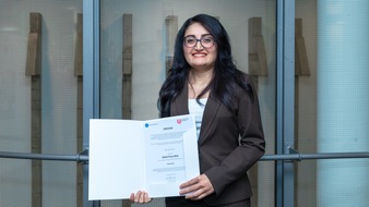 Universität Bremen: DAAD-Preis für Hadya Sleman