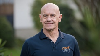 Michael D&ouml;rr: R&uuml;ckenschmerzen durch Training von K&ouml;rper und Psyche behandeln