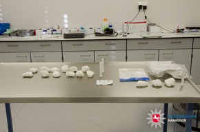 POL-H: Ermittlungserfolg der Staatsanwaltschaft und Kripo Hannover - Über 30 Kilogramm Betäubungsmittel beschlagnahmt