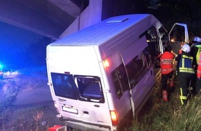 Polizeidirektion Pirmasens: POL-PDPS: Zweibrücken - Transporter fährt gegen Autobahnbrücke