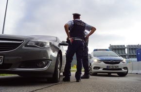 Bundespolizeidirektion München: Bundespolizeidirektion München: Eine Fahrzeugbesatzung beschäftigt drei Sicherheitsbehörden/ Bundespolizei verweigert Serben die Einreise