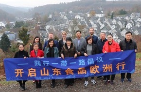 Dr. med. vet. Martin Frettlöh, Quh-Lab Lebensmittelsicherheit: Chinesische Delegation zu Gast bei Quh-Lab / Großes Interesse der Shandong Food Industry an neuen Forschungsarbeiten aus Siegen