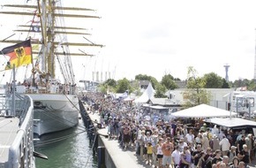 Presse- und Informationszentrum Marine: Die Marine auf der Hanse Sail 2015