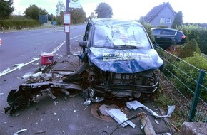 Kreispolizeibehörde Oberbergischer Kreis: POL-GM: 010920-720: Fahrer verletzt sich bei Unfall leicht - Hoher Sachschaden