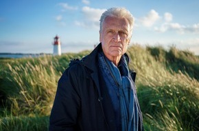 ZDF: "Nord Nord Mord - Clüver und die wilde Nacht" /  Robert Atzorn ermittelt fürs ZDF auf Sylt (FOTO)