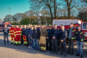 FW-OLL: -KORREKTUR- FW-OLL: Treffen der Bootsbeauftragten von Wasserrettungseinheiten aus Stadt und Landkreis Oldenburg - Feuerwehr Falkenburg nicht Falkensee!