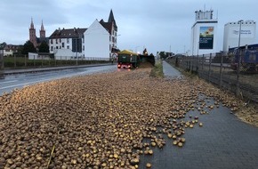 Polizeidirektion Worms: POL-PDWO: Umgekippter Kartoffeltransport führt zur Vollsperrung der B 9