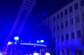 Feuerwehr und Rettungsdienst Bonn: FW-BN: Kellerbrand mit Menschenrettung in einer Rehabilitationseinrichtung