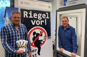 Kreispolizeibehörde Wesel: POL-WES: Rheinberg - Polizei berät auf Baumesse