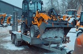 Polizeipr&auml;sidium Rostock: POL-HRO: Radlader von Baustelle entwendet