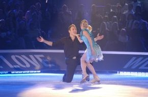 ProSieben: Kann man "Dirty Dancing" üben? Oli Petszokat und Kati Winkler versuchen sich am heißen Tanz für "Stars auf Eis"