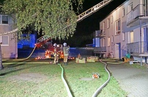 Polizei Mettmann: POL-ME: Feuer in Sozialunterkunft: Polizei geht von Brandstiftung aus - Ermittlungen dauern an - Ratingen - 2009075