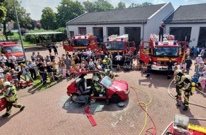 Freiwillige Feuerwehr Hünxe: FW Hünxe: Brandschutztag der Feuerwehr in Hünxe lockte zahlreiche Besucher an