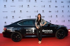 Skoda Auto Deutschland GmbH: Glamour im Hamburger Hafen - SKODA brachte die Stars zum ECHO JAZZ 2017 (FOTO)