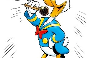 Egmont Ehapa Media GmbH: A Star is born - Donald Duck auf der großen "The Voice of Germany"-Bühne! (FOTO)