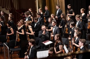 Deutscher Musikrat gGmbH: Bundesjugendorchester mit Kirill Petrenko und Tabea Zimmermann