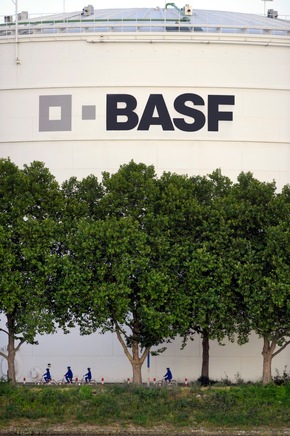 BASF bietet honorarfreies Fotomaterial für Journalisten in der Bilddatenbank der Deutschen Presse-Agentur (dpa) zum Zwischenbericht 3. Quartal 2012 (BILD)