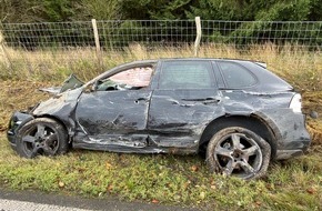 Polizei Düren: POL-DN: Drei Verletzte bei Verkehrsunfall auf der B399