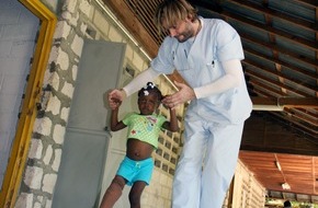 medi GmbH & Co. KG: medi unterstützt Erdbebenopfer auf Haiti / Internationaler Hilfseinsatz (mit Bild)