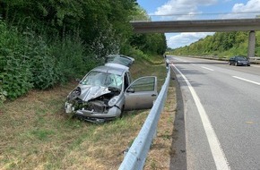 Polizeidirektion Pirmasens: POL-PDPS: Verkehrsunfall mt 2 Leichtverletzten