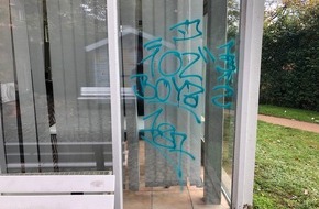 Polizeidirektion Ratzeburg: POL-RZ: Sachbeschädigung durch Graffiti - Polizei sucht Zeugen