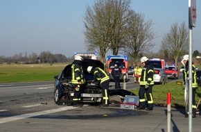Freiwillige Feuerwehr der Gemeinde Sonsbeck: FW Sonsbeck: Verkehrsunfall mit zwei Verletzten