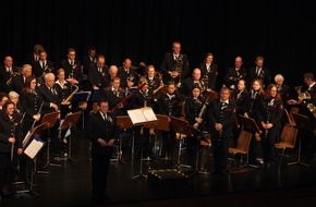 Feuerwehr Velbert: FW-Velbert: Der "Musik-Zug" nimmt wieder Fahrt auf!