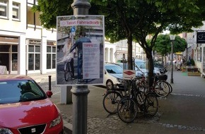 Polizei Braunschweig: POL-BS: Plakataktion der Polizei Braunschweig soll vor Diebstählen aus Fahrradkörben warnen